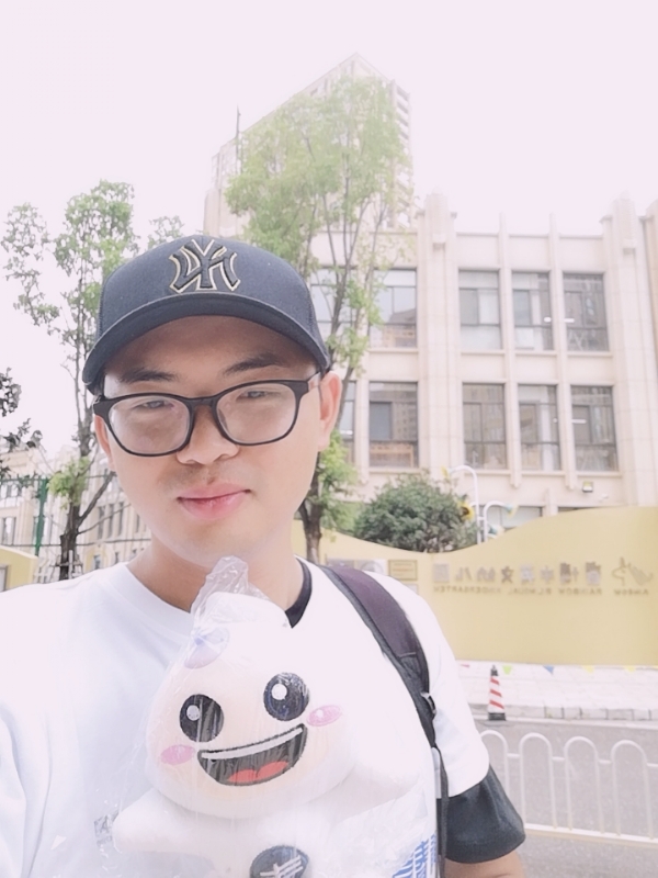 trick的第一张照片--云南闪婚服务中心