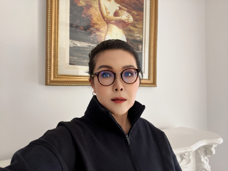 星月的第一张照片--云南闪婚服务中心