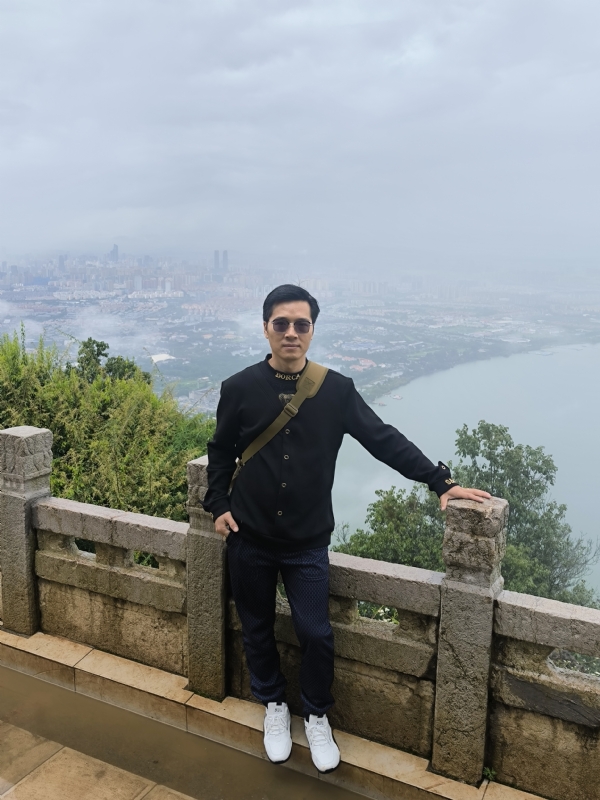 千年老妖的第二张照片--云南闪婚服务中心