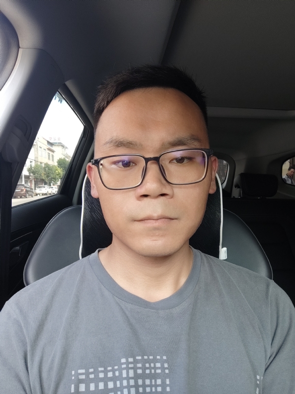阿正的第二张照片--云南闪婚服务中心