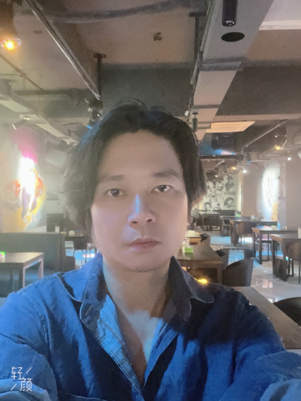 叶晨的第一张照片--云南闪婚服务中心