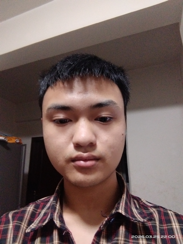 小磊的第一张照片--云南闪婚服务中心