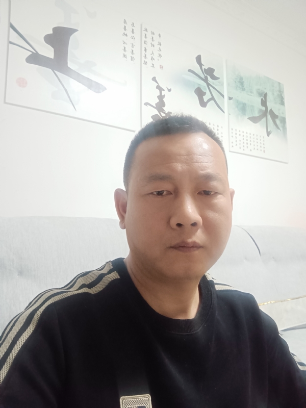 静度流年的第一张照片--云南闪婚服务中心
