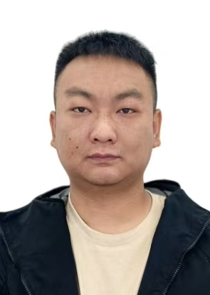 范伟的第一张照片--云南闪婚服务中心
